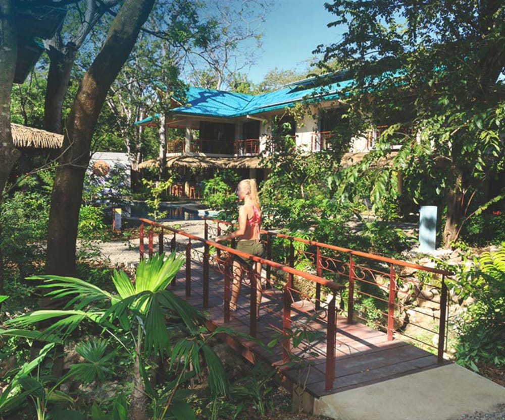 Olas Verdes Hotel 30/33