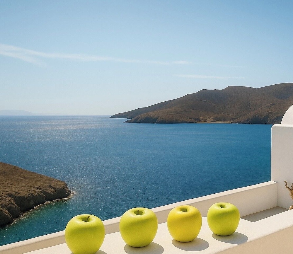 Tholaria Boutique Hotel 44/50