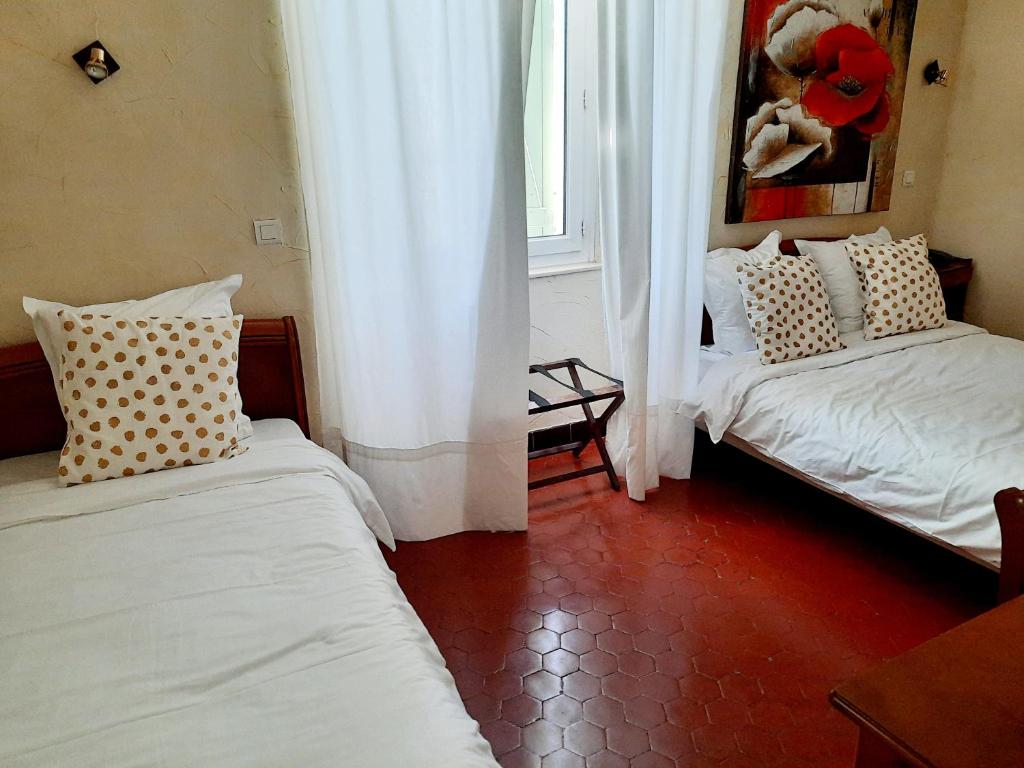 CITOTEL DE PROVENCE 16/26