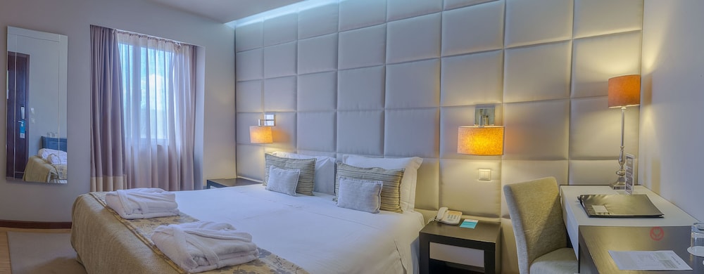 Your Hotel And Spa 9/34