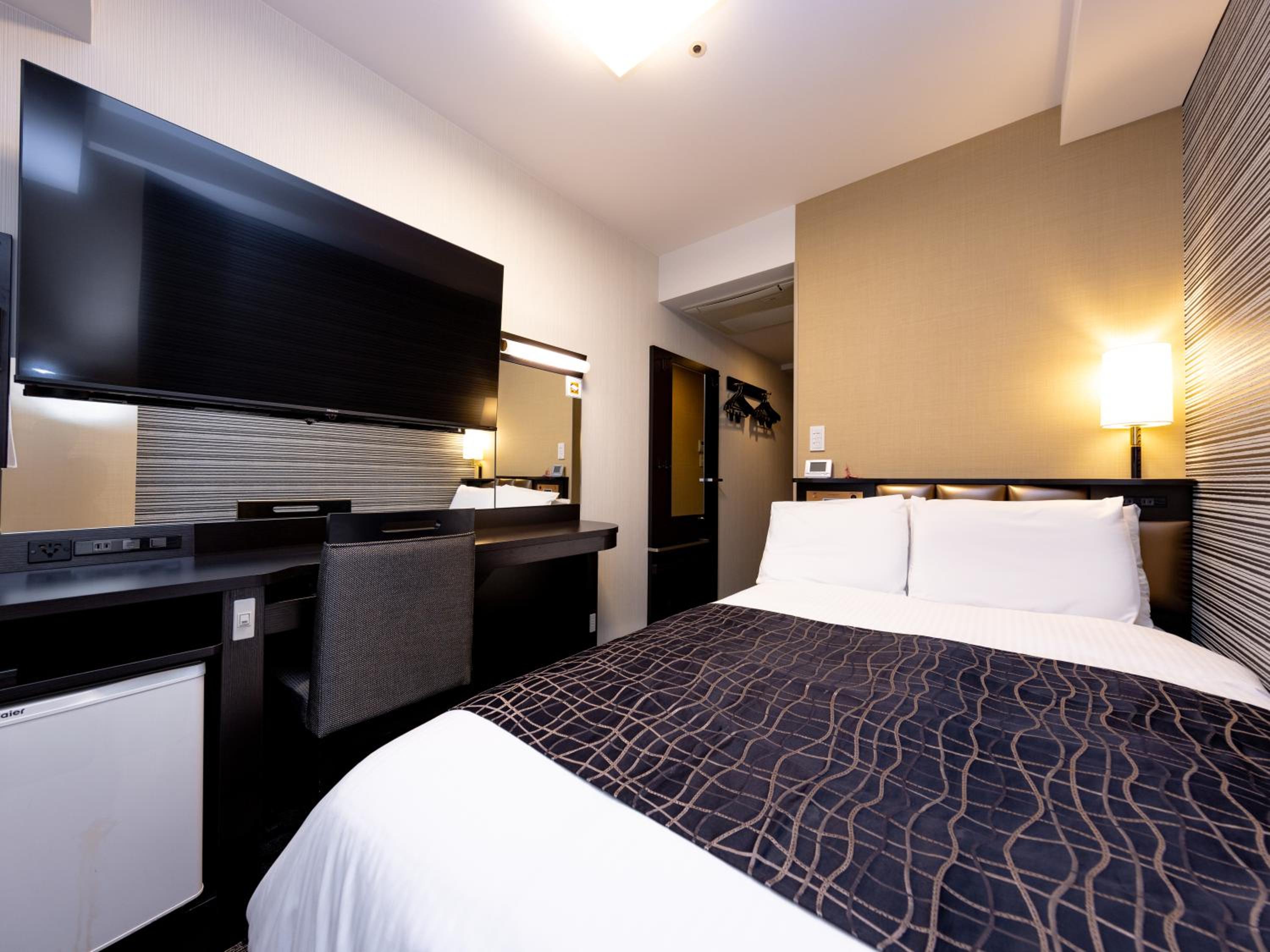 Semi Room, Semi Double Bed, Small