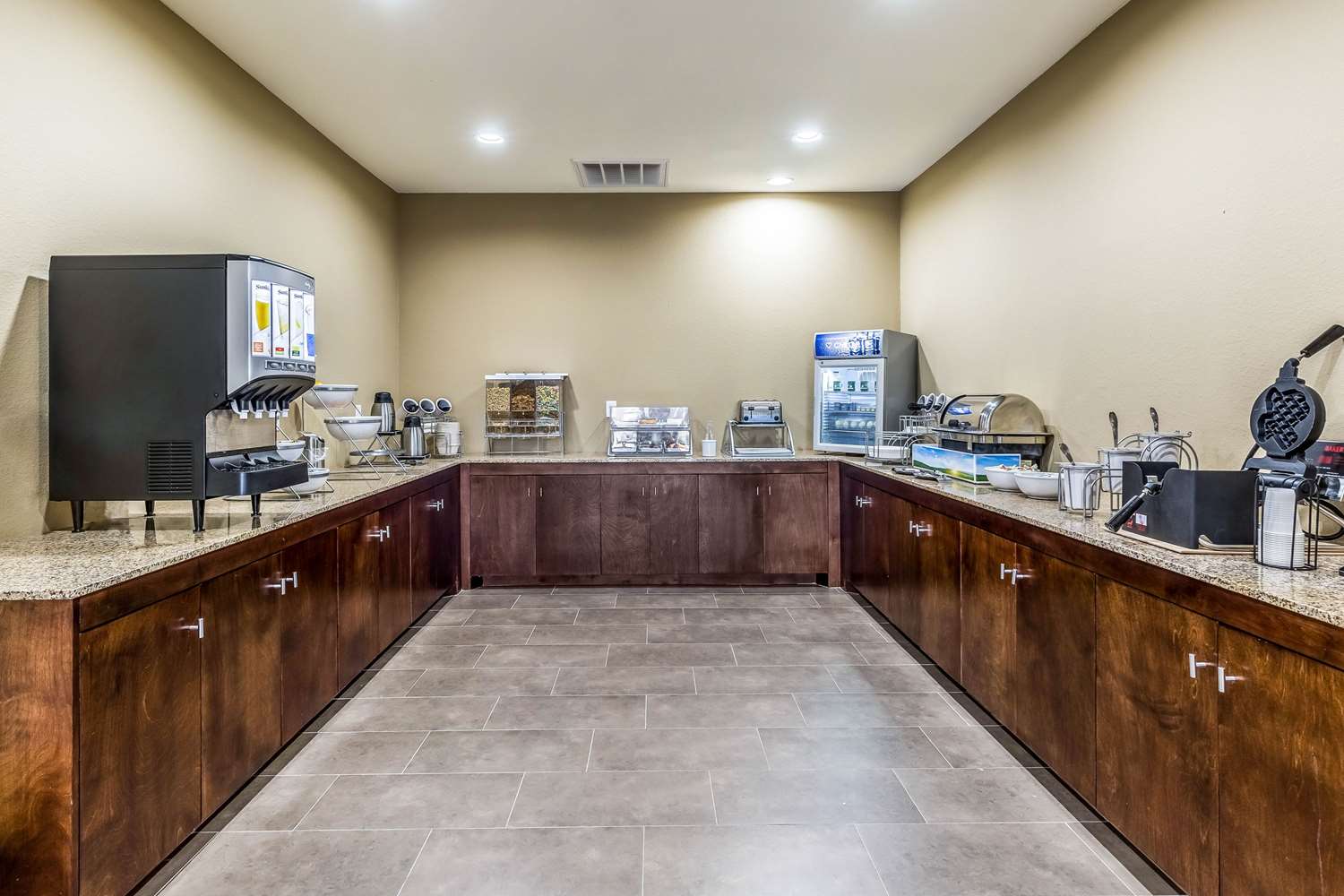 Comfort Suites Channelview - Houston East 20/41