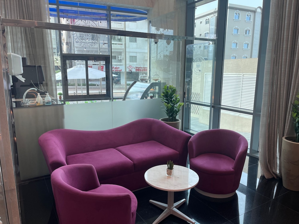 C - Hotel and Suites Doha 28/50