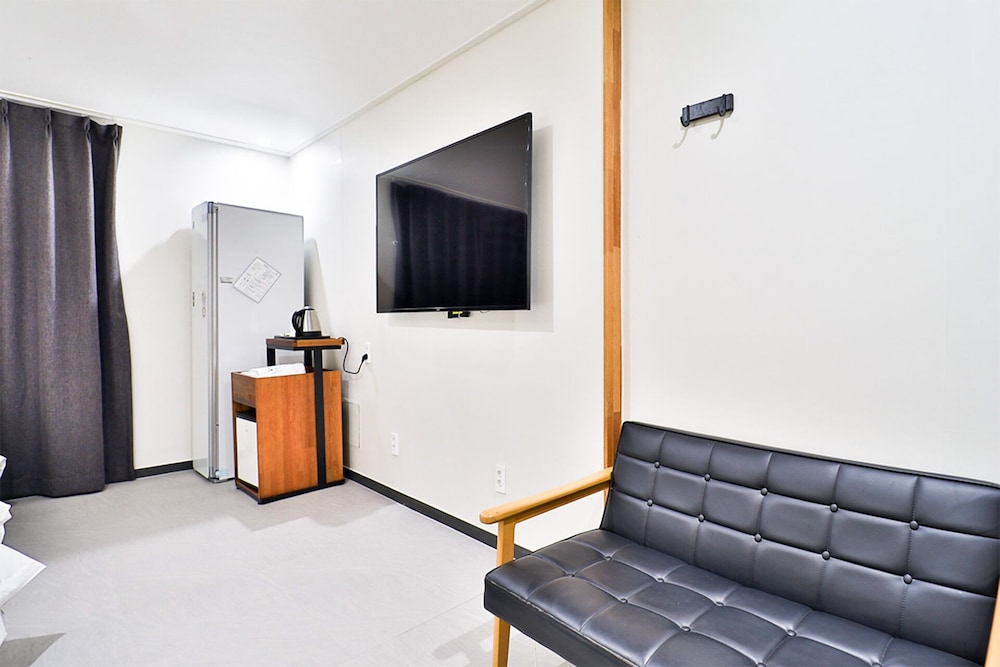 Calm Rest Hotel Busan Sasang 32/50