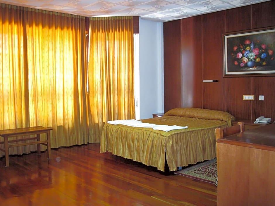 Hotel Antoyana 24/34