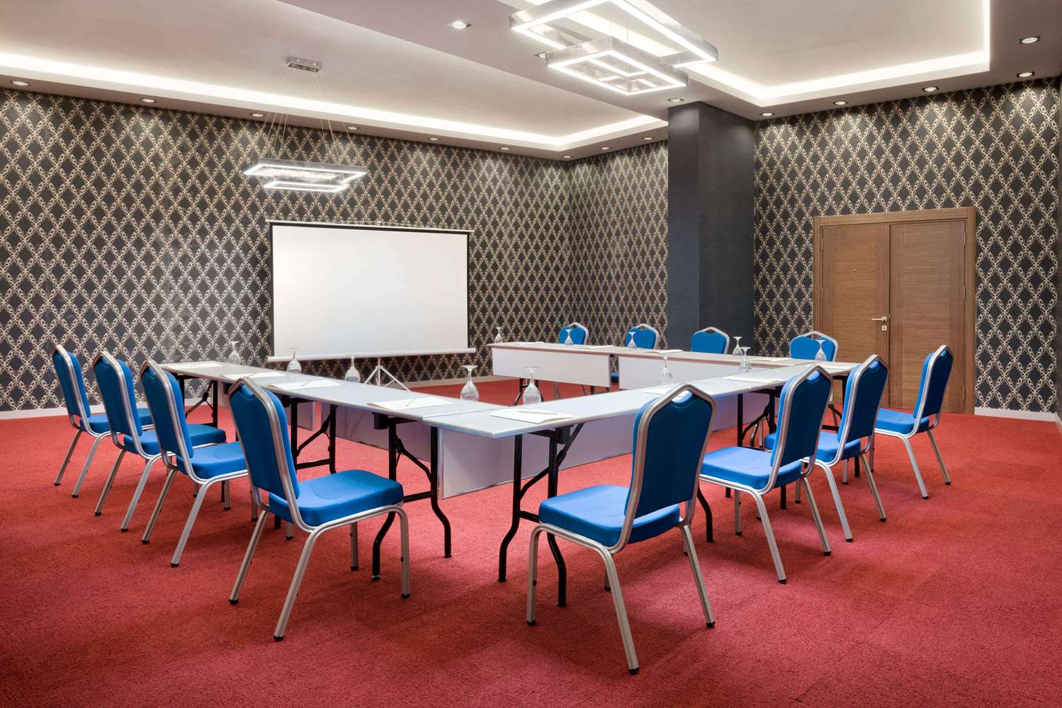 Ramada Hotel & Suites by Wyndham Edirne 31/41