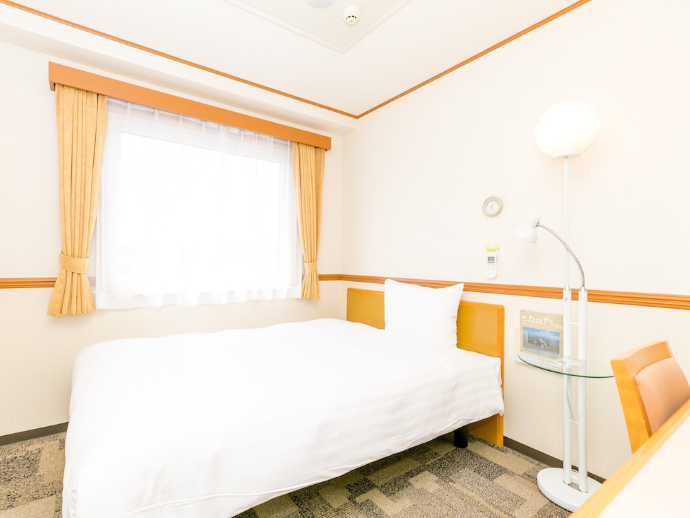 Toyoko Inn Mito Eki Minami Guchi 15/50