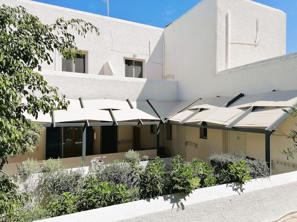 Perdika Mare Guesthouse in AEGINA