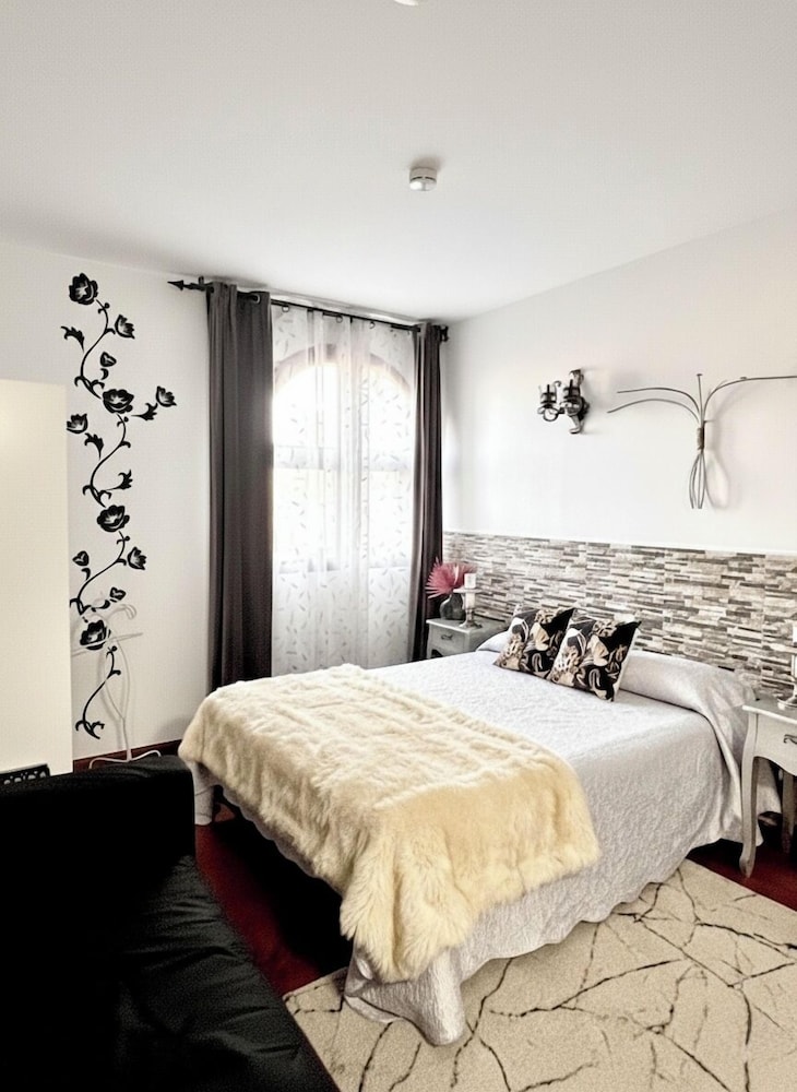 Hotel Castillo Bonavia 30/76
