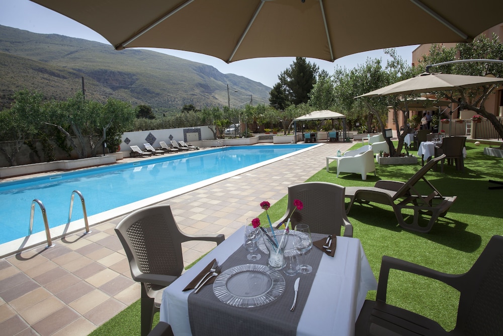Hotel Achibea 48/50