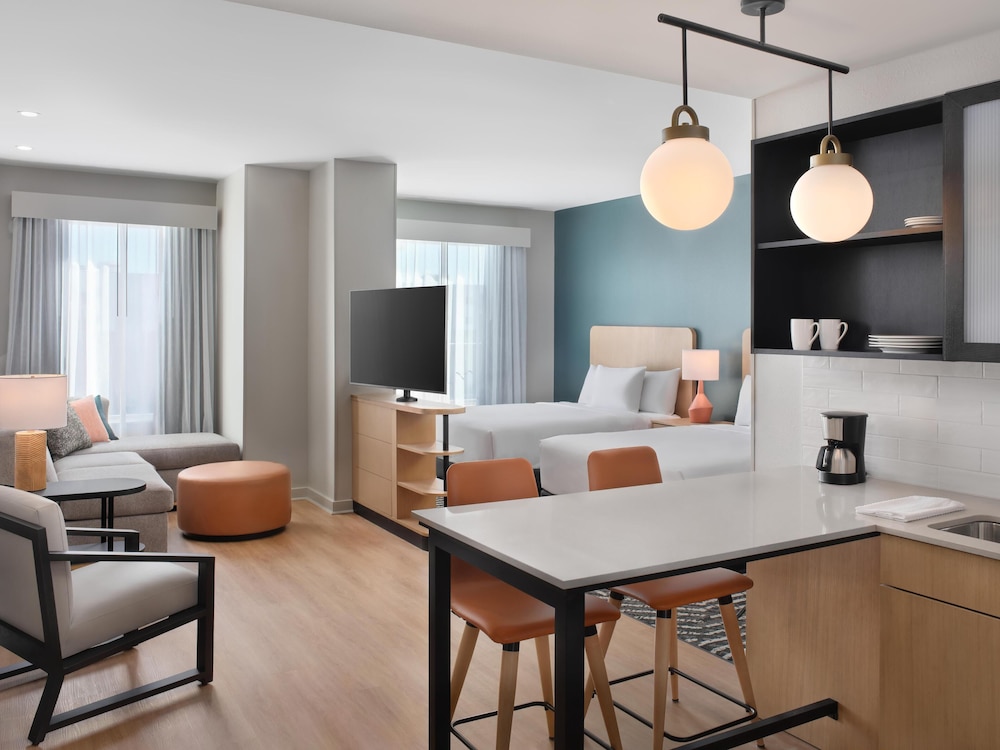 Hyatt House Schenectady / Mohawk Harbor 14/46