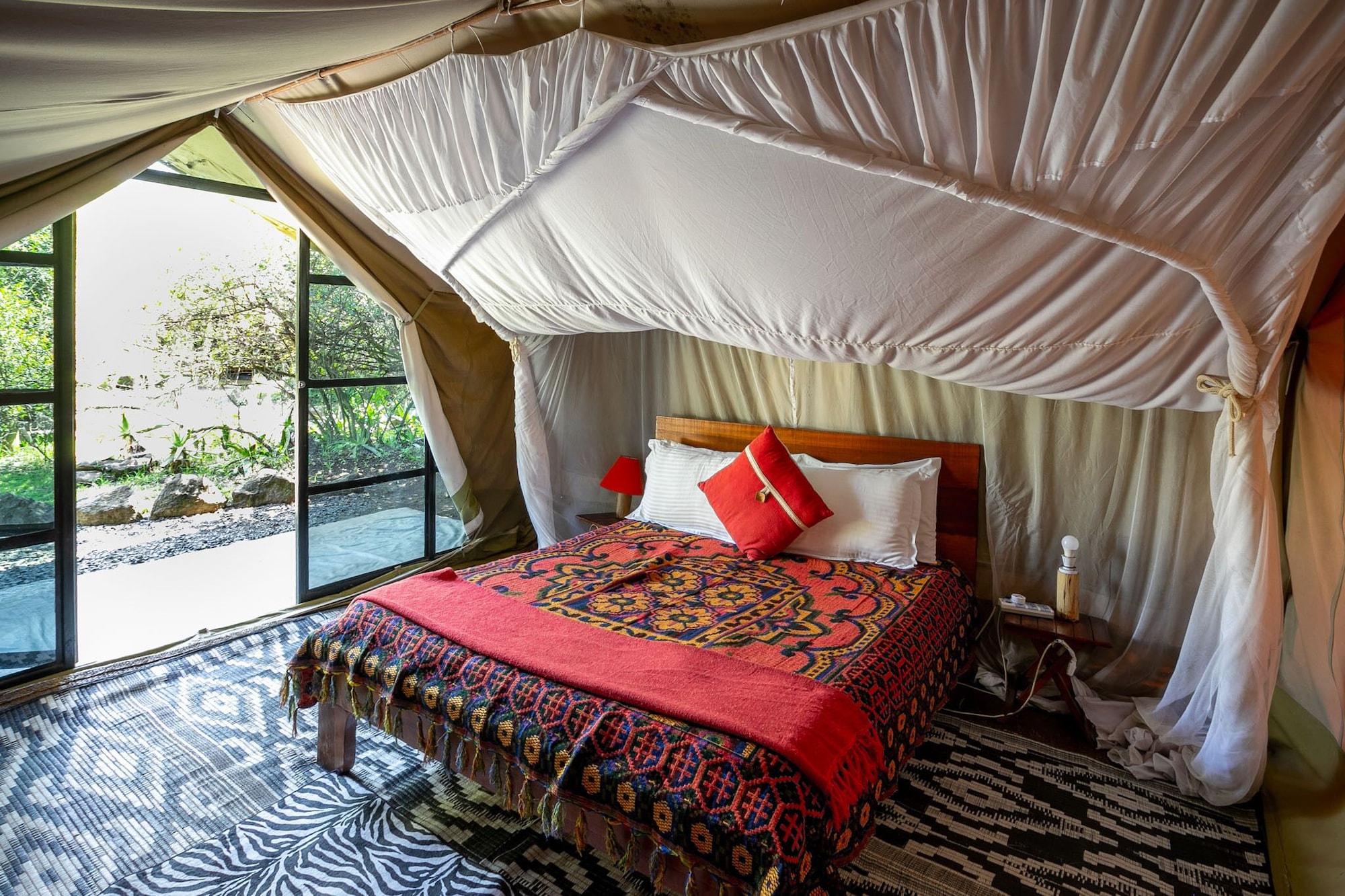 COMFORT, TENT