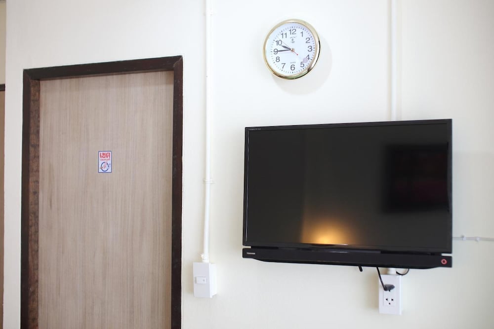 Sukhumvit 20 Guest House 3/46