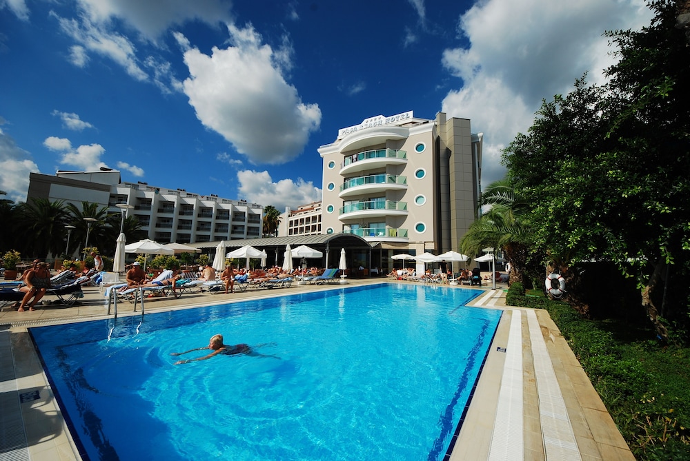 Pasa Beach Hotel 25/28