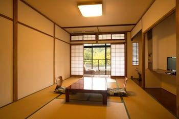Japanese, River View, Tatami