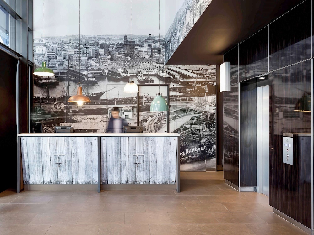 Ibis Sydney Barangaroo Hotel 7/70