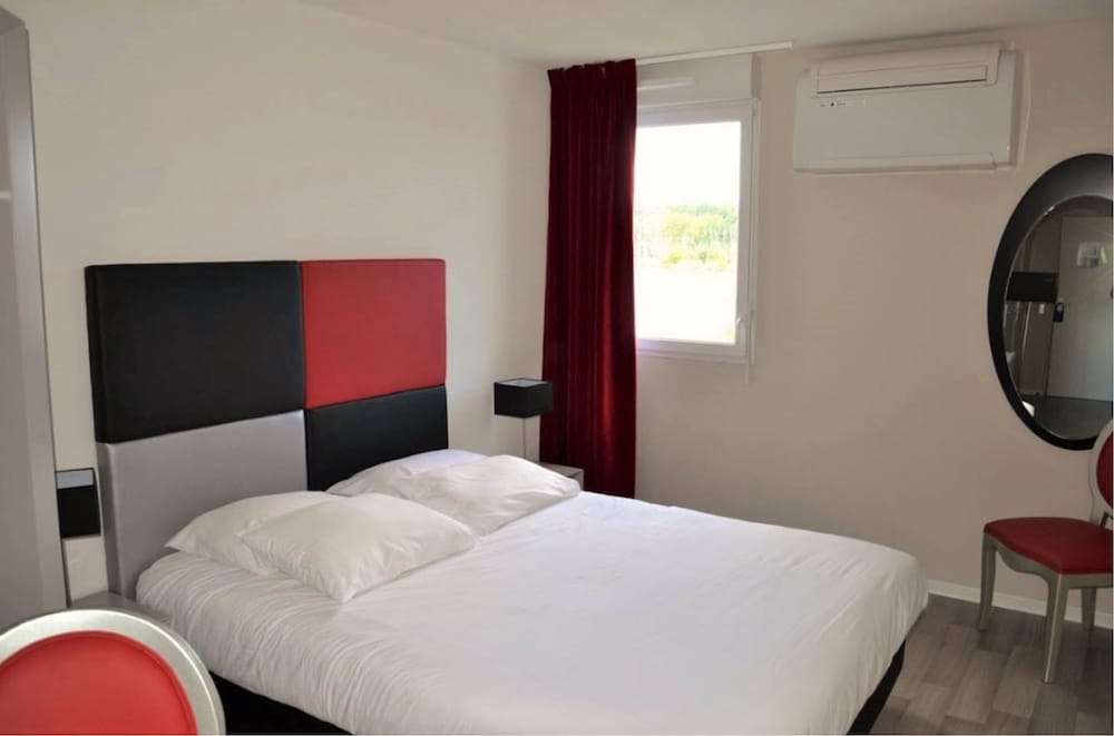 Adonis Hotel Bayonne 14/58