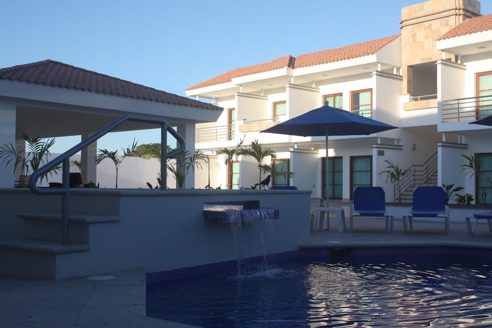 Marena Suites and Apartments 32/52