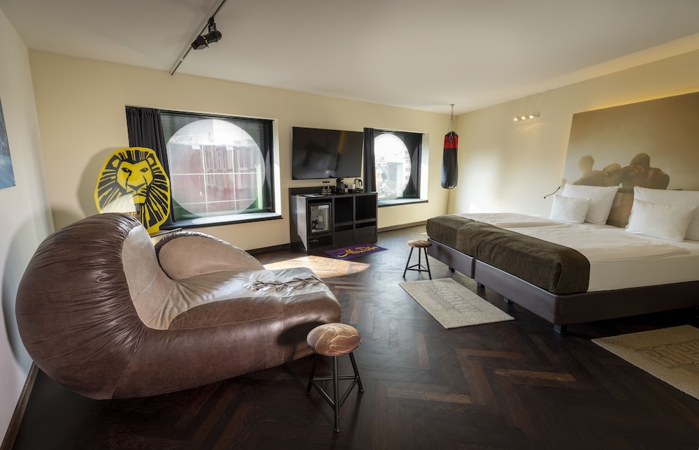 Arcotel Onyx Hamburg 31/50