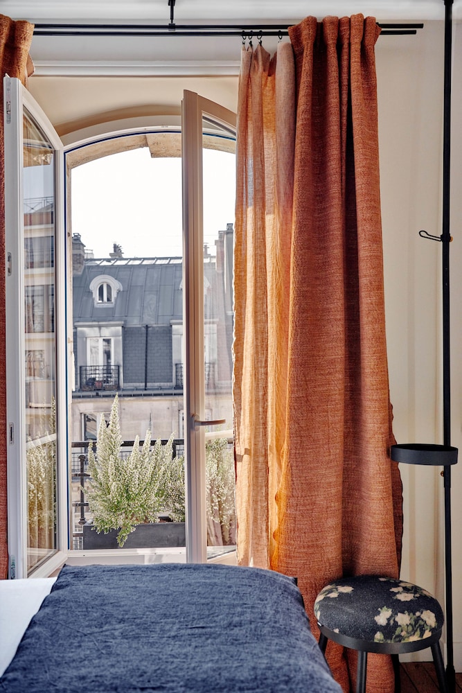 Tinah Paris 21/30