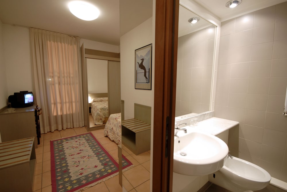 STELLA DELLE ALPI WELLNESS & RESORT 8/33