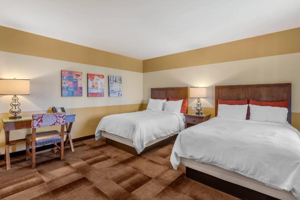 Upgrade, 2 Double Beds