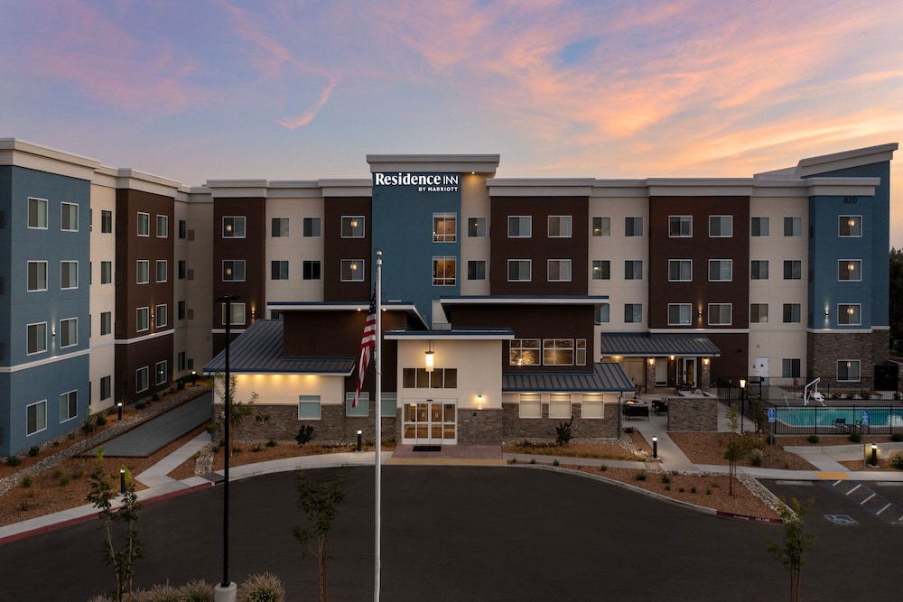 Residence Inn Fresno Clovis 1/30