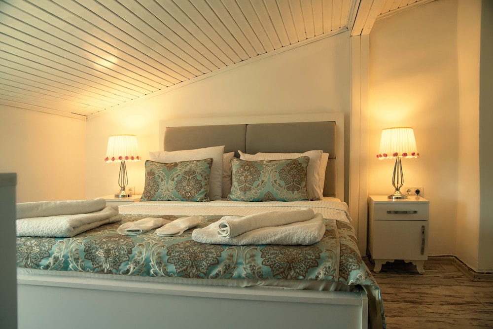 Cunda Aksac Otel 23/50