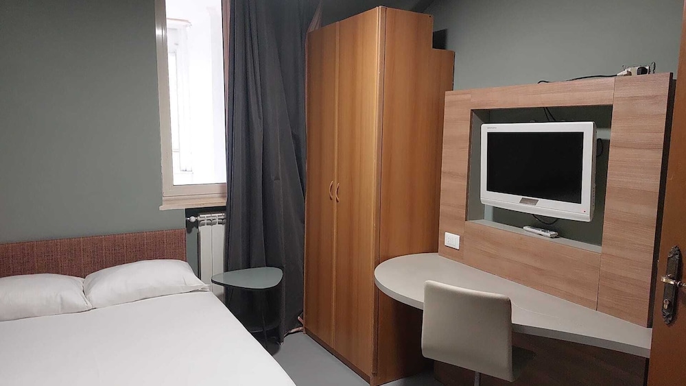 Hotel Marisa 56/114