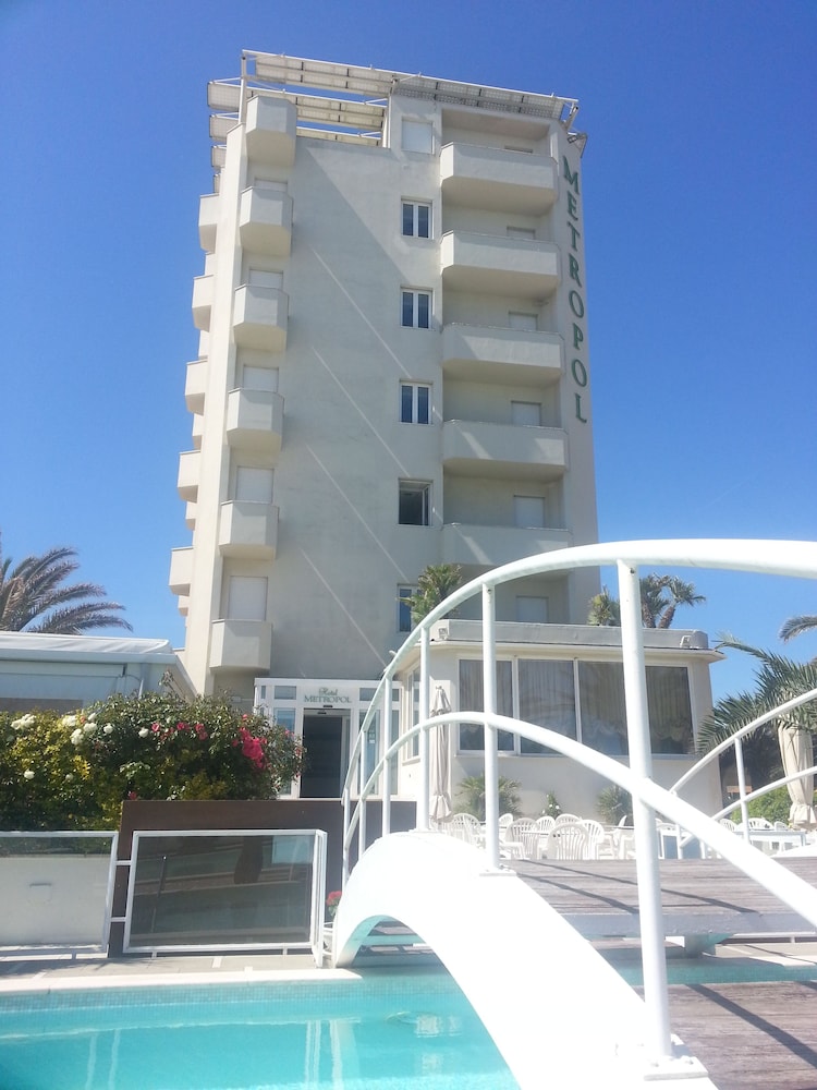 HOTEL METROPOL 1/45