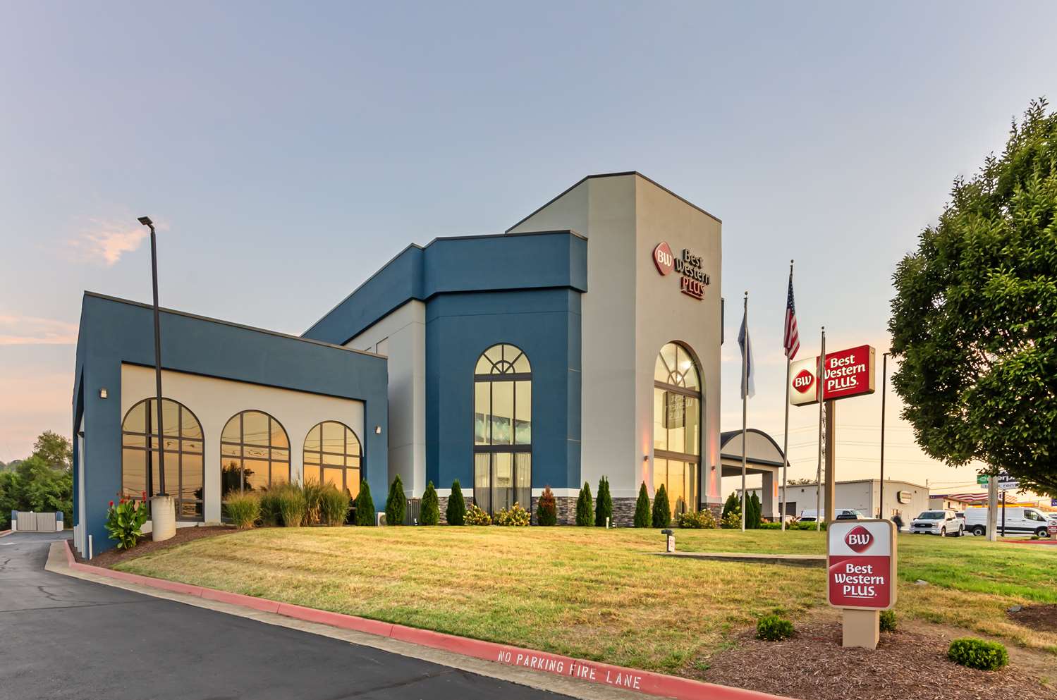 Best Western Plus Harrisonburg 12/13