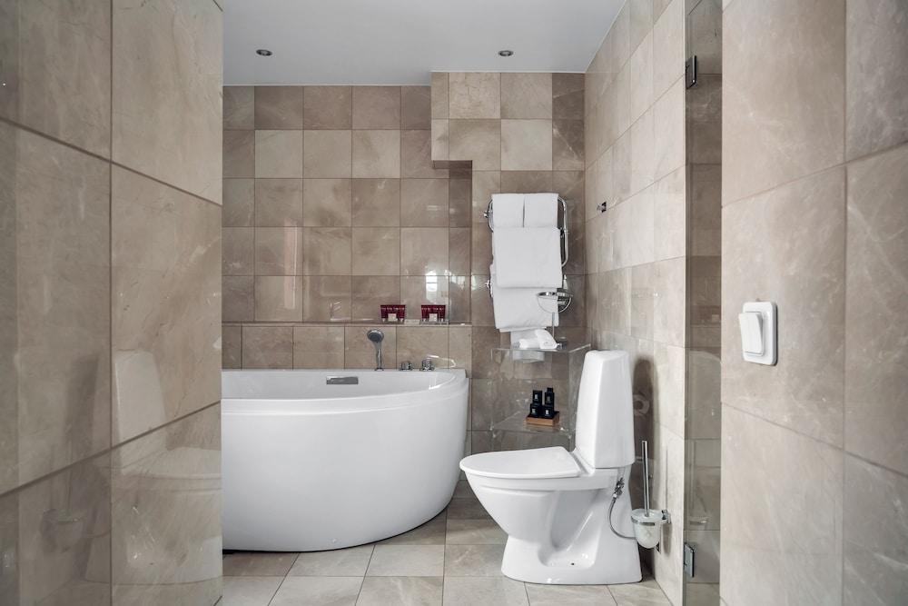 Elite Hotel Marina Tower 63/67