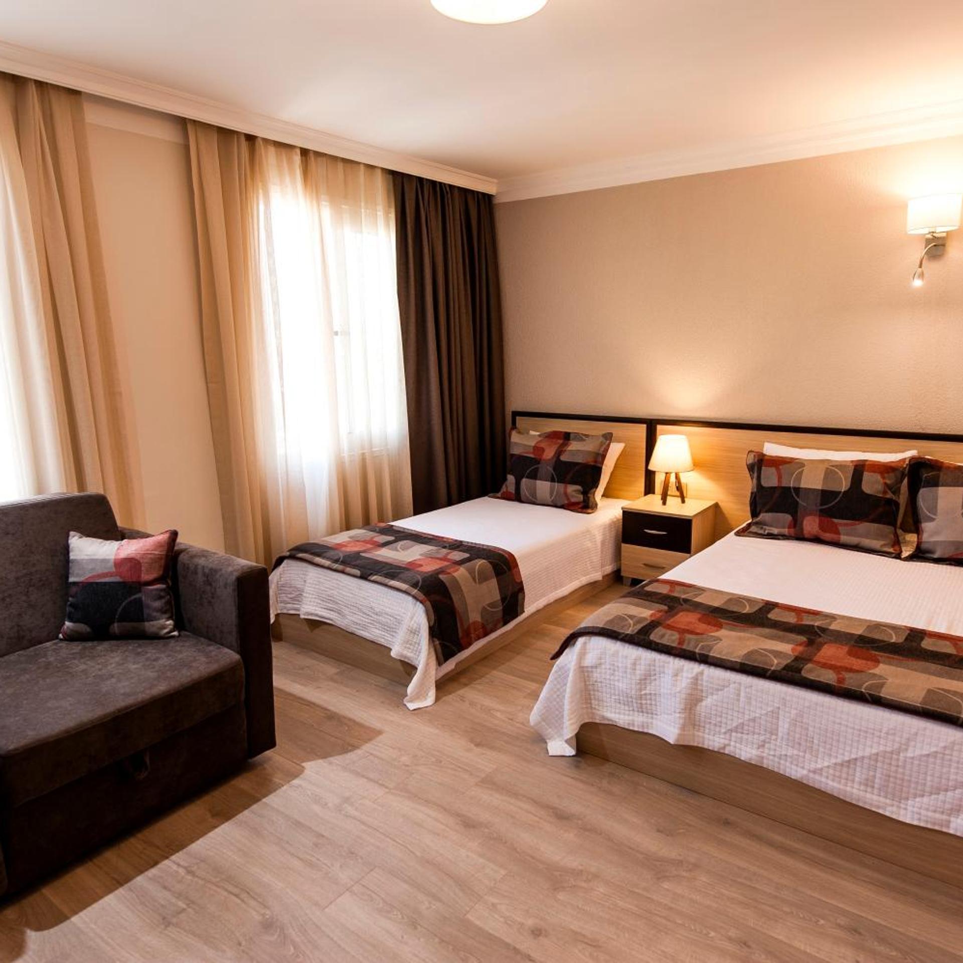 DELUXE, APARTMENT