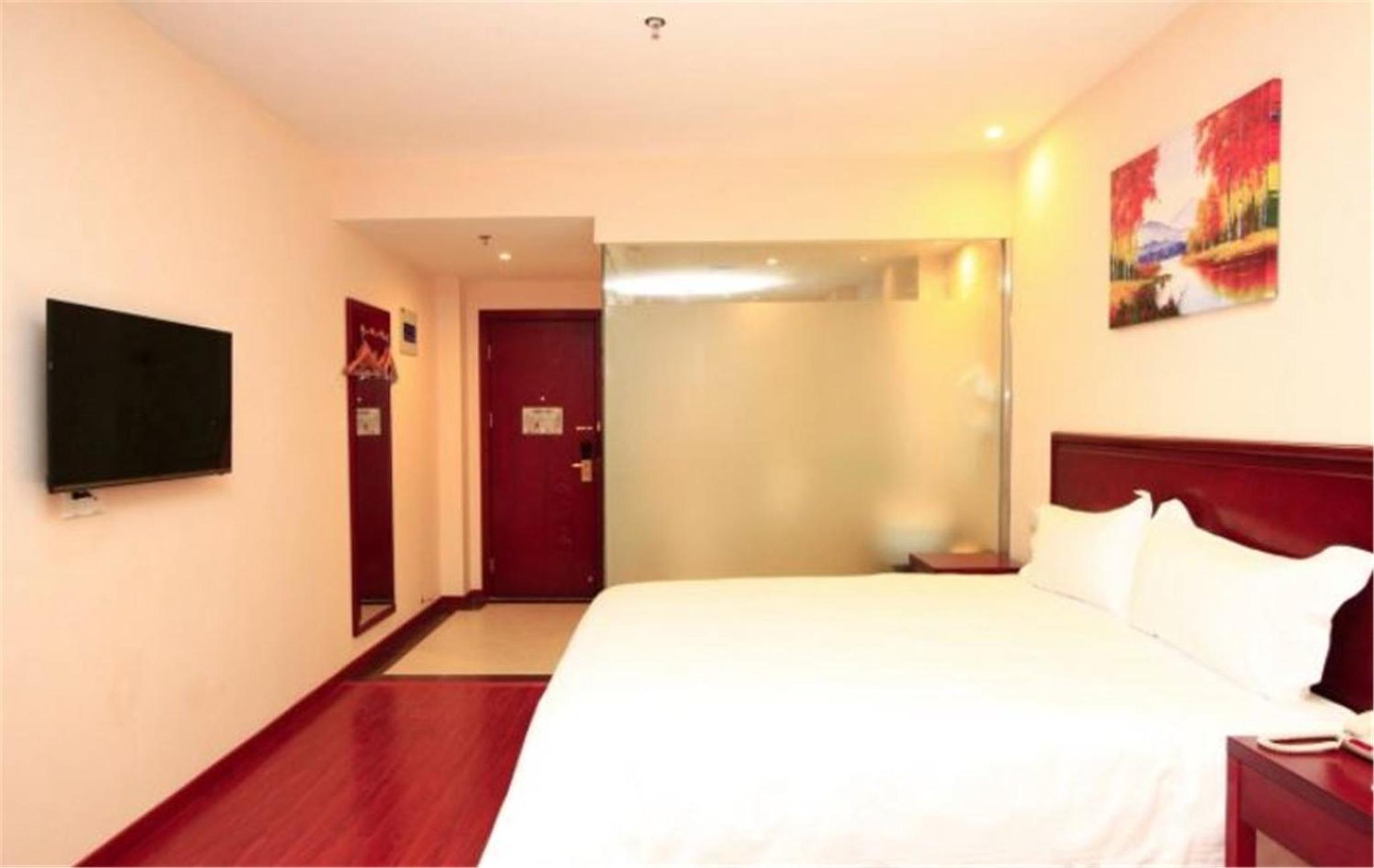 GreenTree Inn ShanDong RiZhao JuXian YinXing Avenue Middle ShanDong Road Business Hotel 28/67