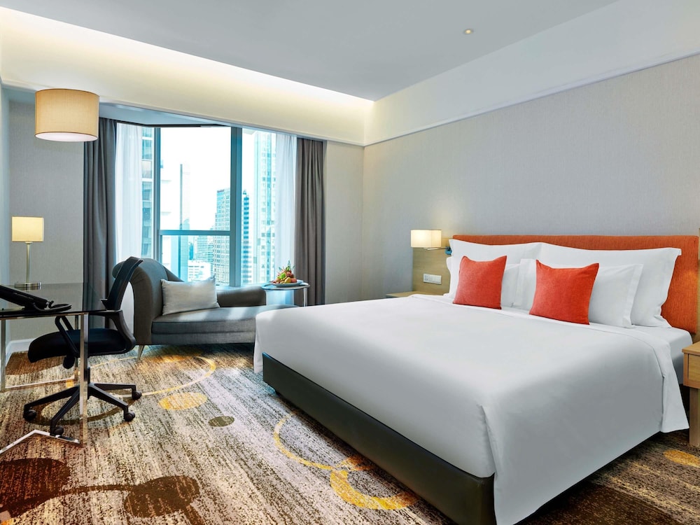 Pullman Kuala Lumpur City Centre Hotel and Residences 13/75