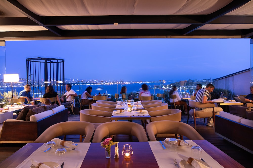 Georges Hotel Galata 62/74