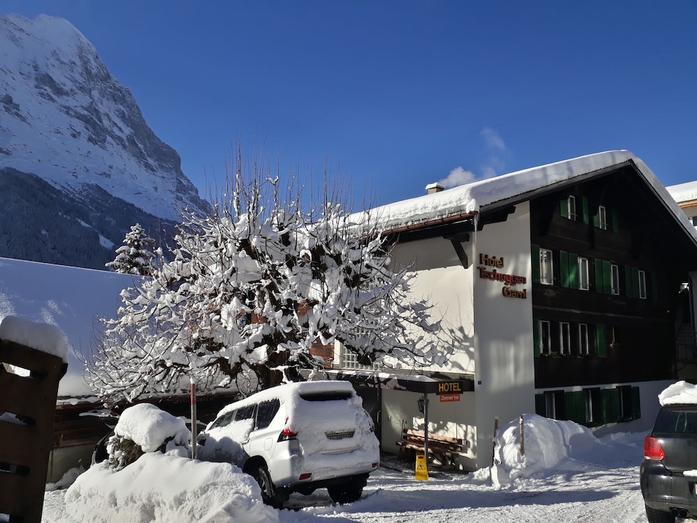 Hotel Tschuggen 2/50