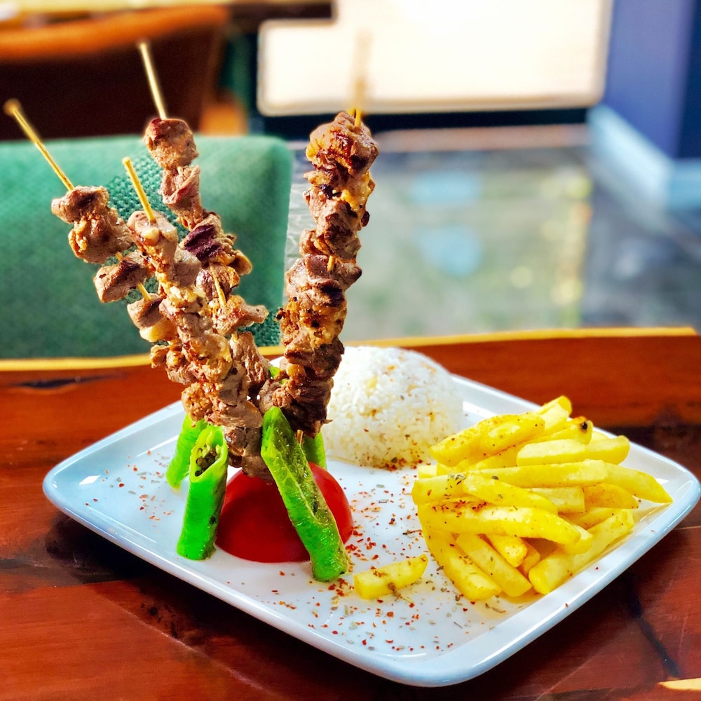 Kehribar Otel & Cafe Restaurant 24/50