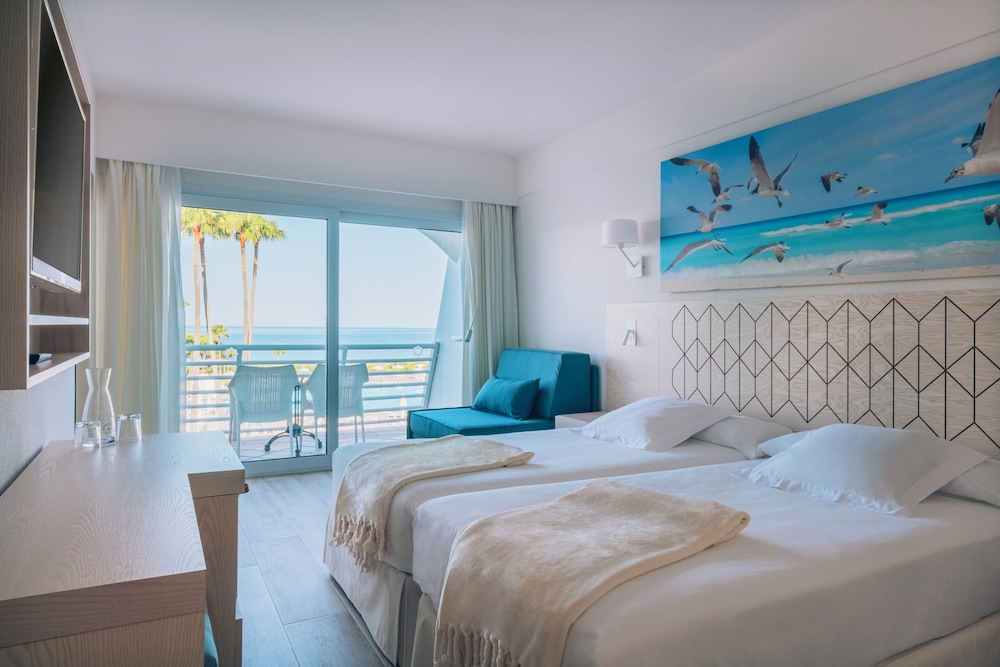 Room, Twin Beds, Sea View, Priority Location 2/5