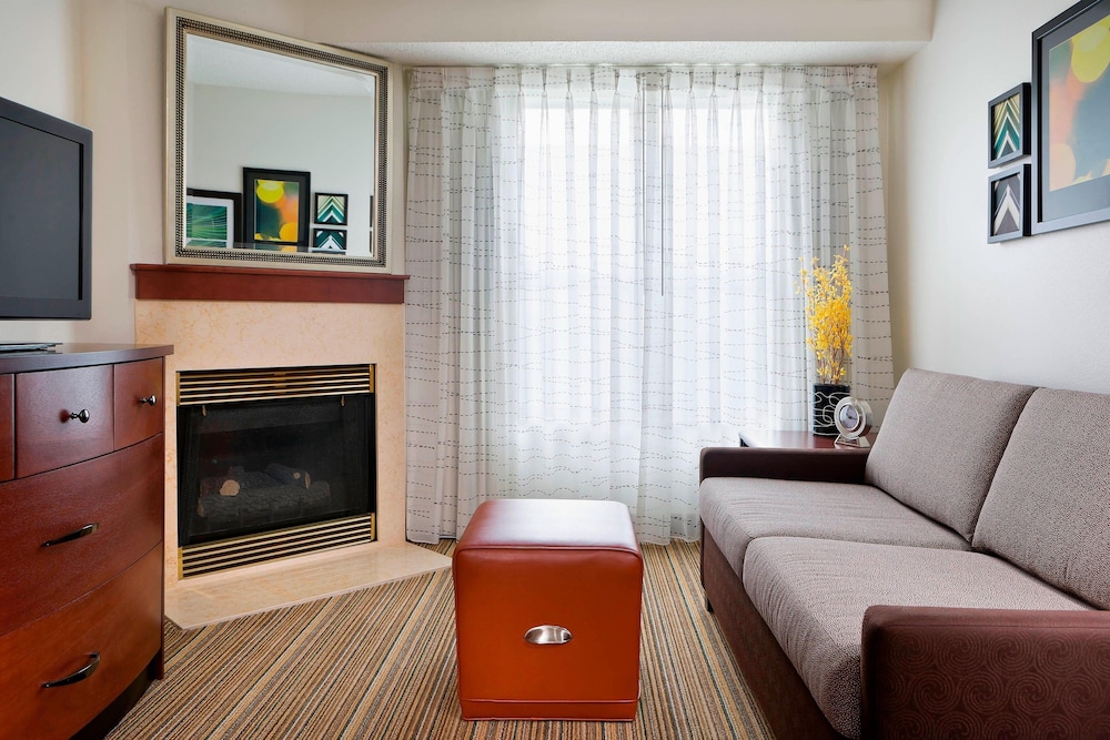 Residence Inn Houston The Woodlands / Lake Front Circle 27/50