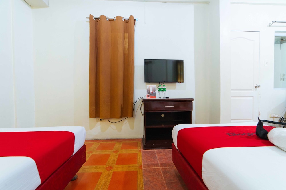 Reddoorz Near Walking Street Angeles City 11/21