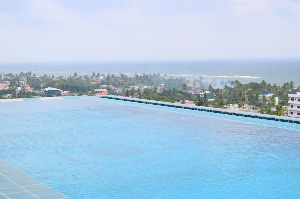 Anarva Mount Lavinia 21/38