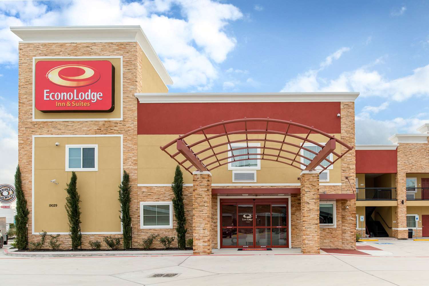 Red Star Inn & Suites Willowbrook 3/21