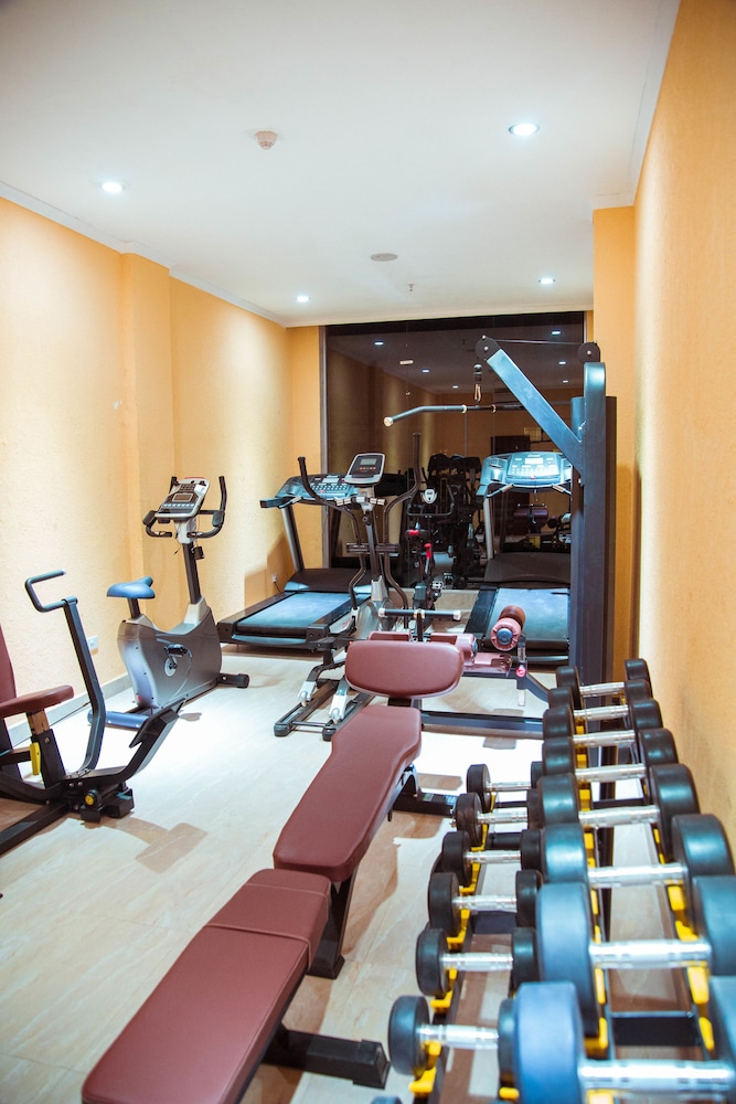 Tiffany Diamond Hotel Makunganya Street 54/66