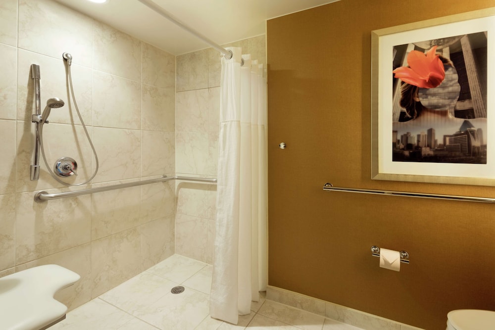DoubleTree by Hilton Hotel Dallas - Campbell Centre 19/68
