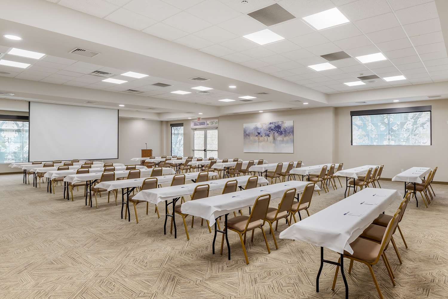 Best Western Plus Crossroads Inn & Suites 10/13