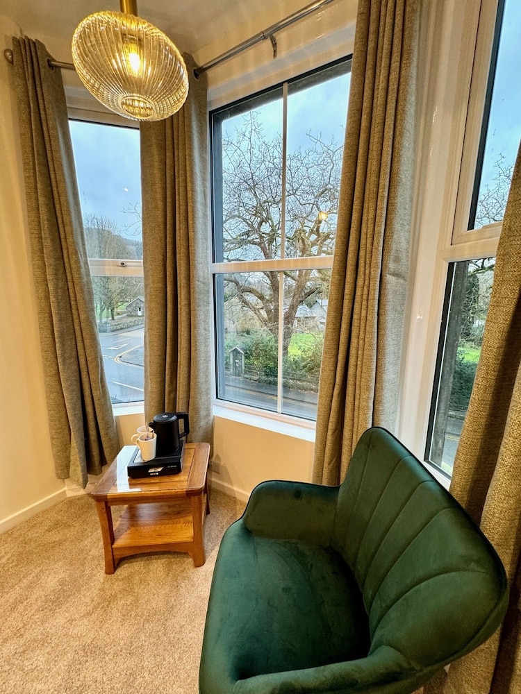 Gwydyr Hotel 33/50