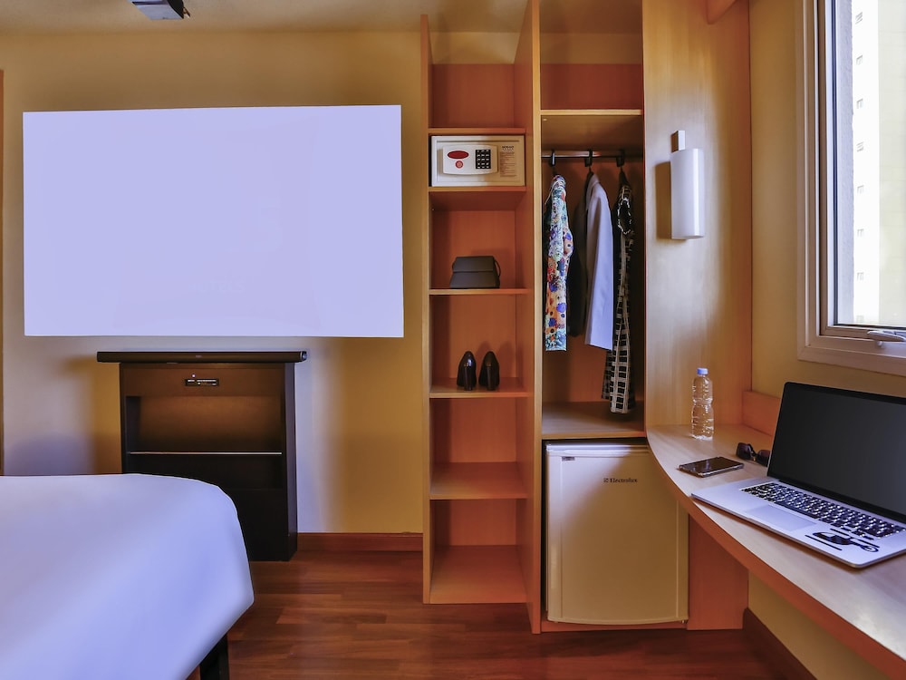 Ibis Sao Paulo Morumbi 73/75