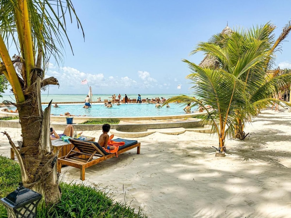 Jambo Resort by Mambo Hotels 37/50