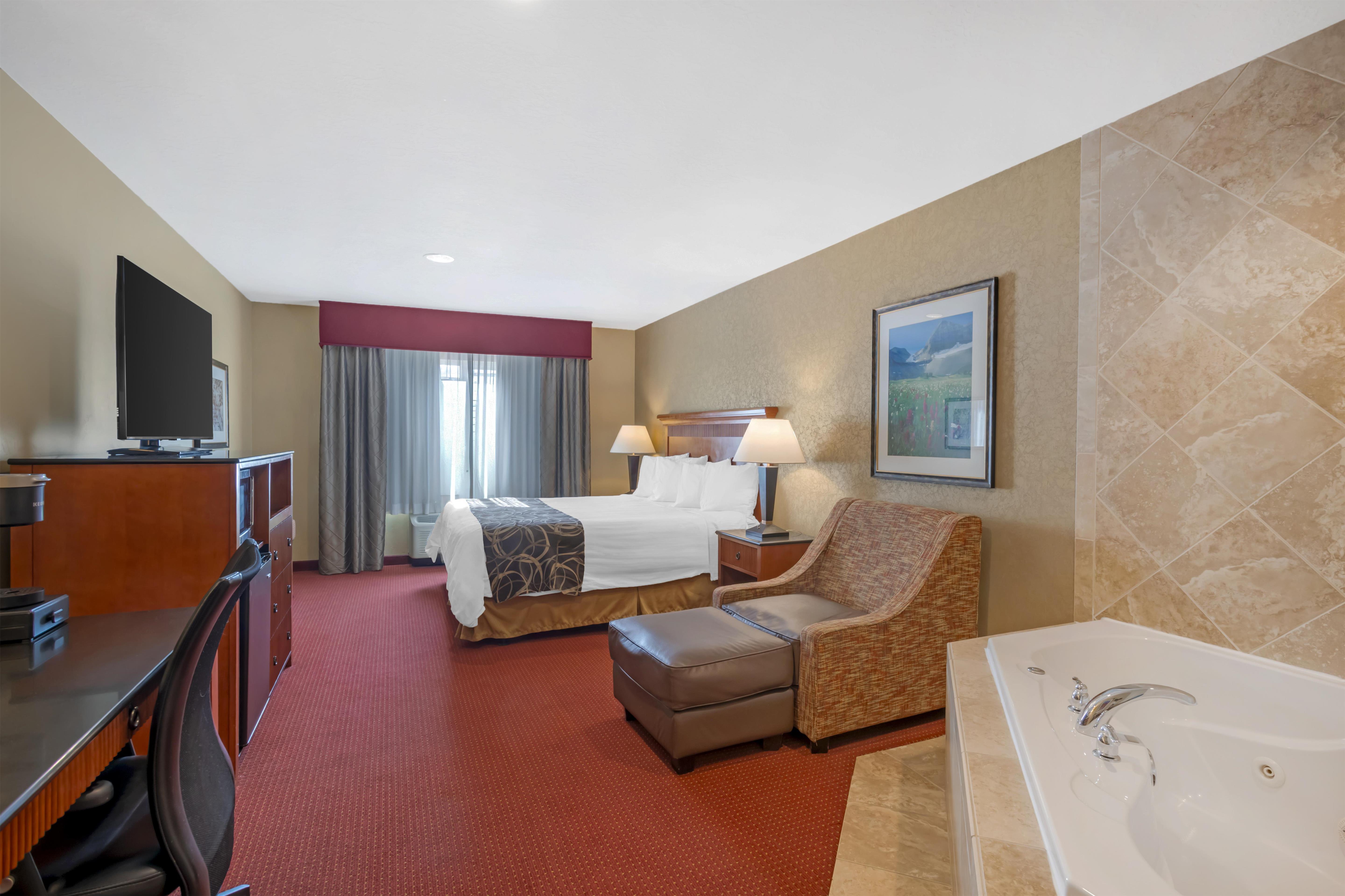 غرفة بسرير مزدوج، Best Western Plus Canyon Pines 2/4